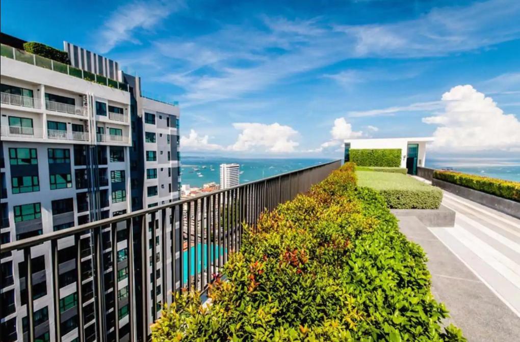 Central Pattaya - Sea View Large Balcony Condo With Infinity Pool Zewnętrze zdjęcie