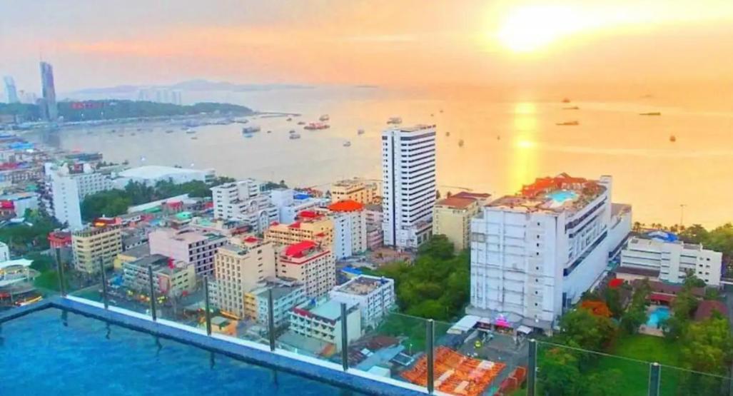Central Pattaya - Sea View Large Balcony Condo With Infinity Pool Zewnętrze zdjęcie