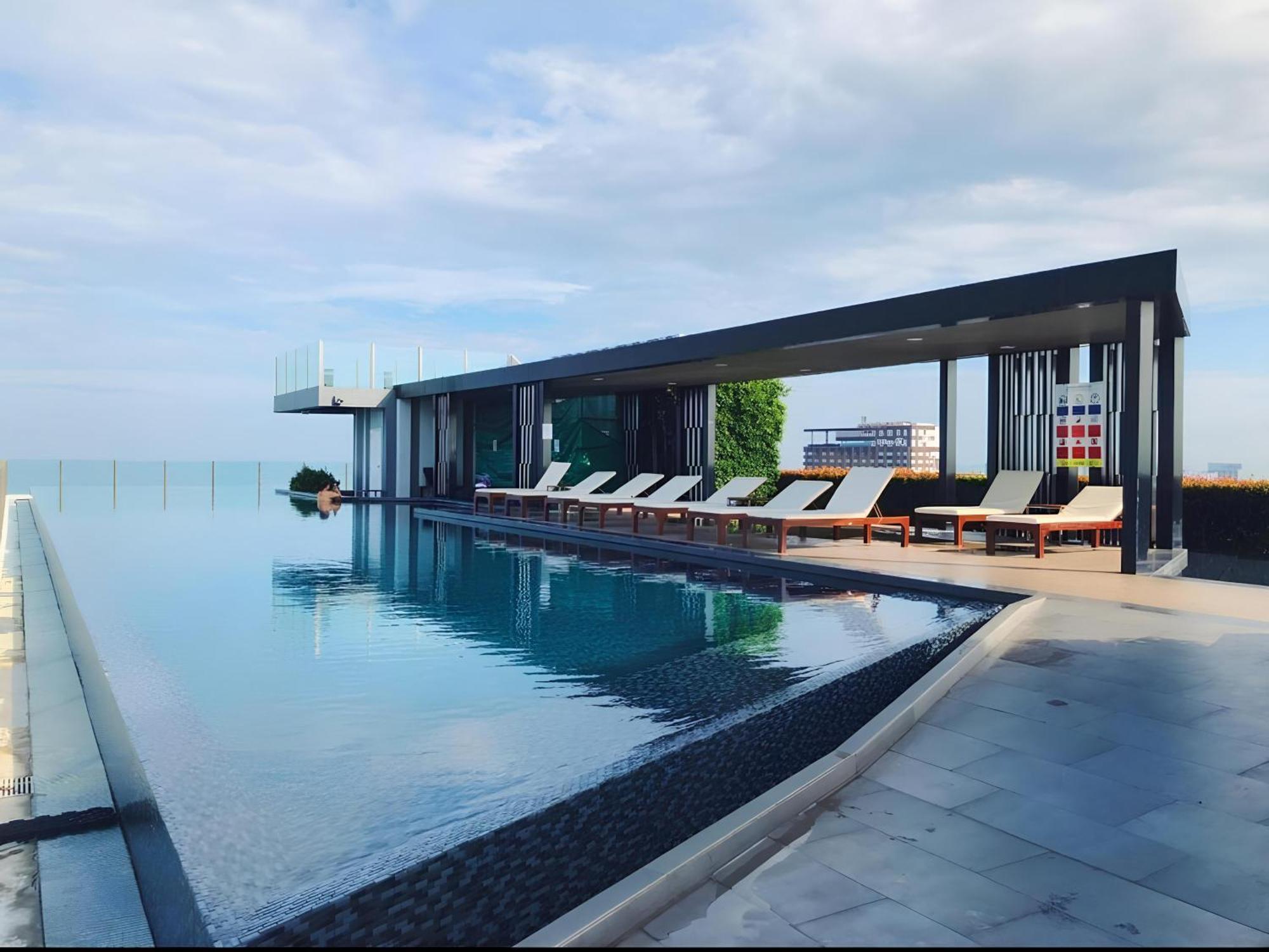 Central Pattaya - Sea View Large Balcony Condo With Infinity Pool Zewnętrze zdjęcie