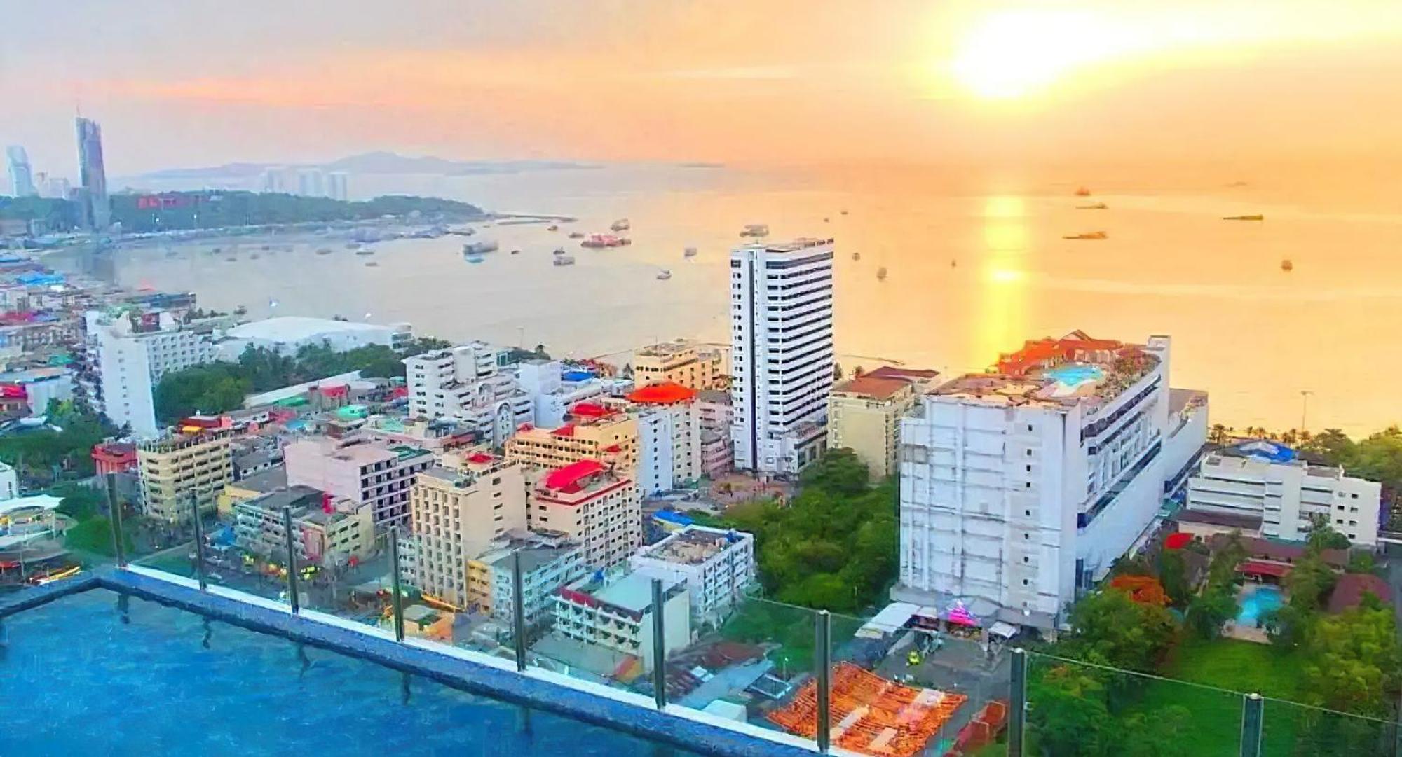 Central Pattaya - Sea View Large Balcony Condo With Infinity Pool Zewnętrze zdjęcie